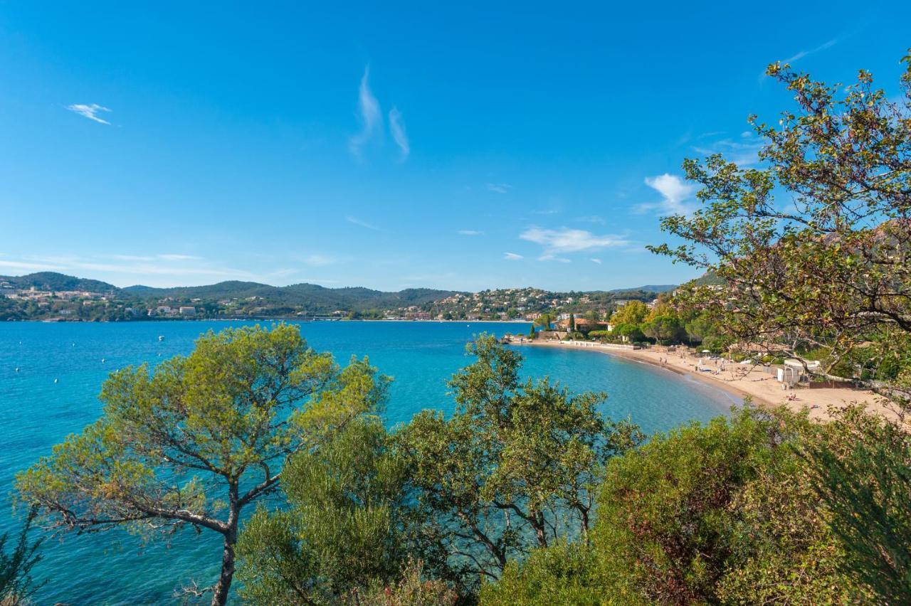 Saint-Raphaël Agay Cap Esterel Village Allee Fleurs - F2 Clim Vue Golf Et Mer - Grande Terrasse Plein Sud מראה חיצוני תמונה