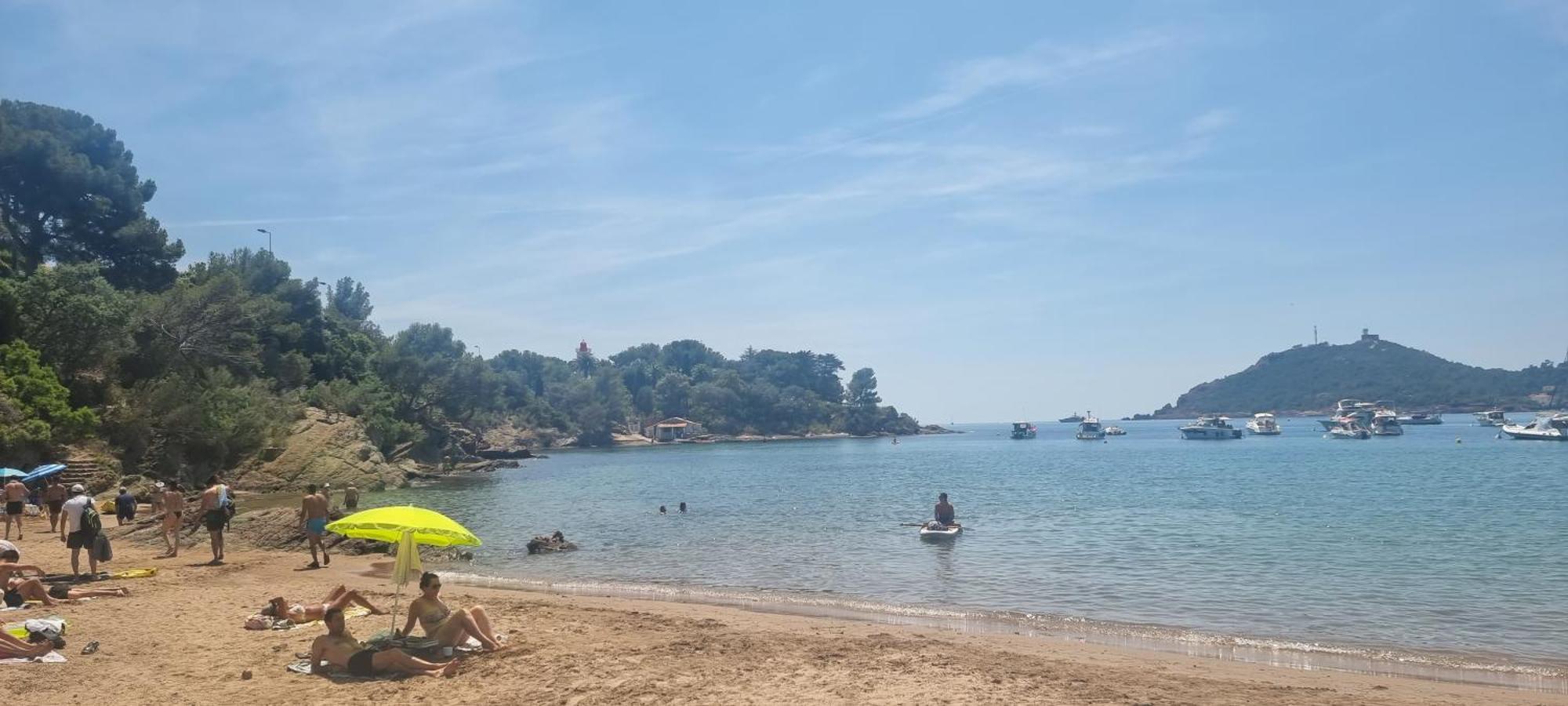 Saint-Raphaël Agay Cap Esterel Village Allee Fleurs - F2 Clim Vue Golf Et Mer - Grande Terrasse Plein Sud מראה חיצוני תמונה
