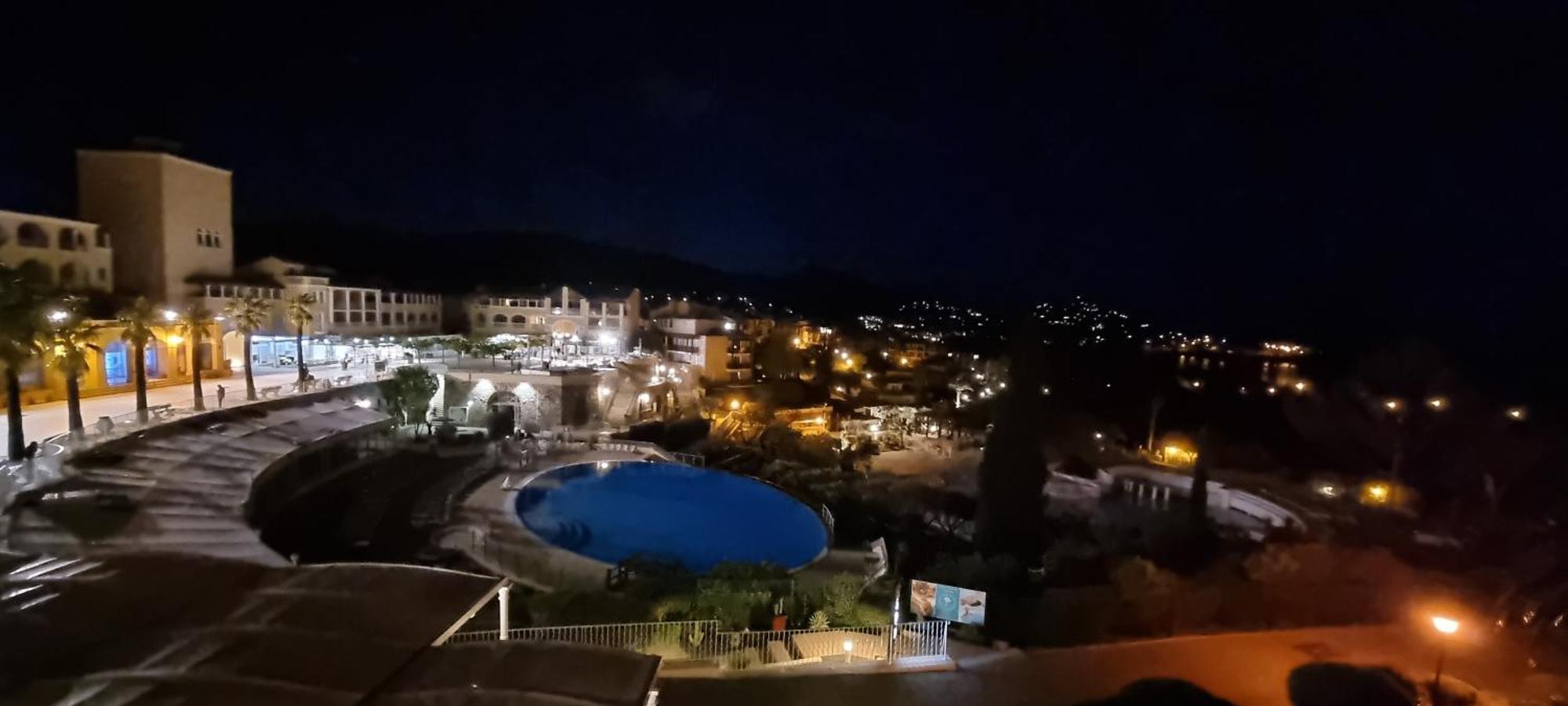 Saint-Raphaël Agay Cap Esterel Village Allee Fleurs - F2 Clim Vue Golf Et Mer - Grande Terrasse Plein Sud מראה חיצוני תמונה